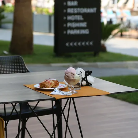 Riviera Palace 4* Shengjin