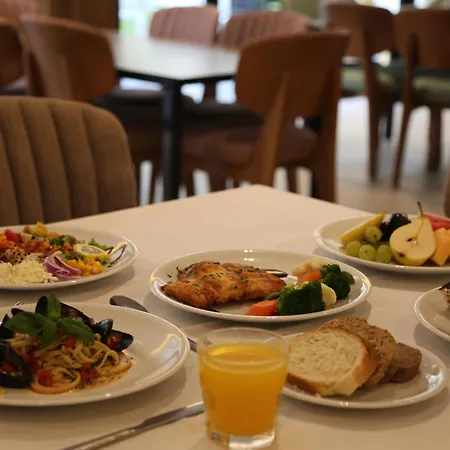 Riviera Palace 4*