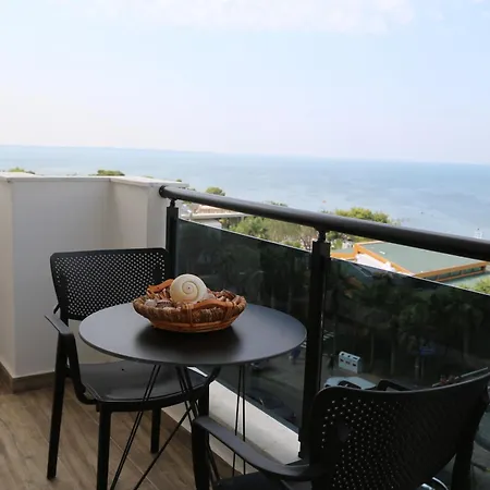 Riviera Palace Hotel 4*