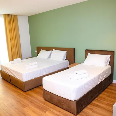 Riviera Palace Hotel Shëngjin