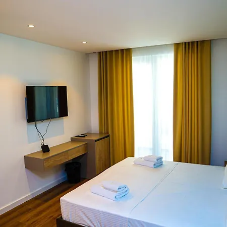 Riviera Palace 4* Shëngjin